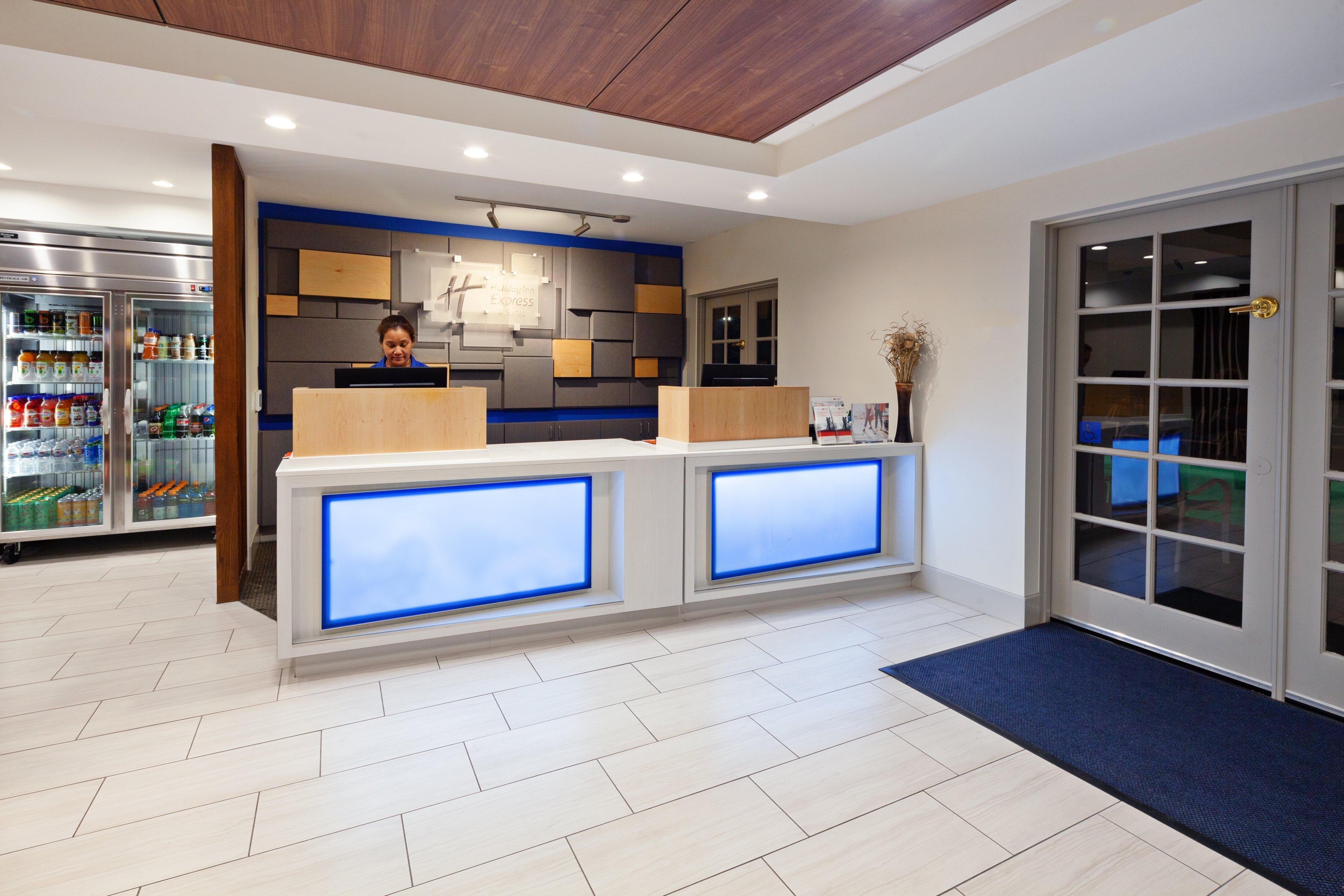 Holiday Inn Express Hotel & Suites San Diego-Escondido By Ihg Экстерьер фото